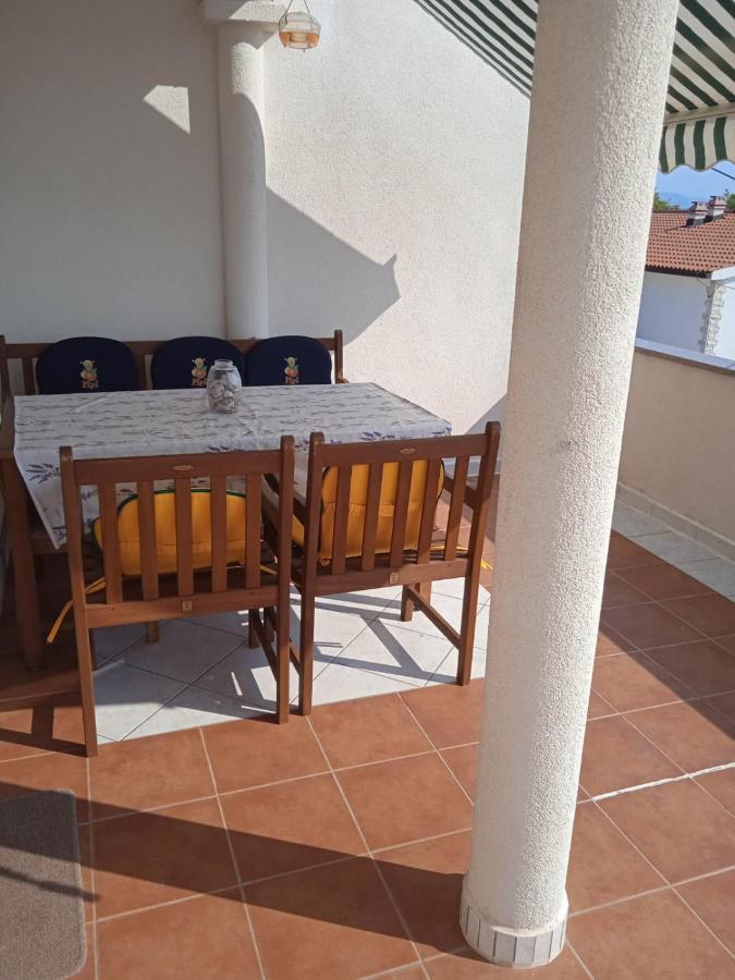 Apartment Ana Stomorska Ngoại thất bức ảnh