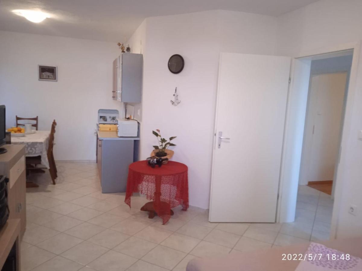 Apartment Ana Stomorska Ngoại thất bức ảnh